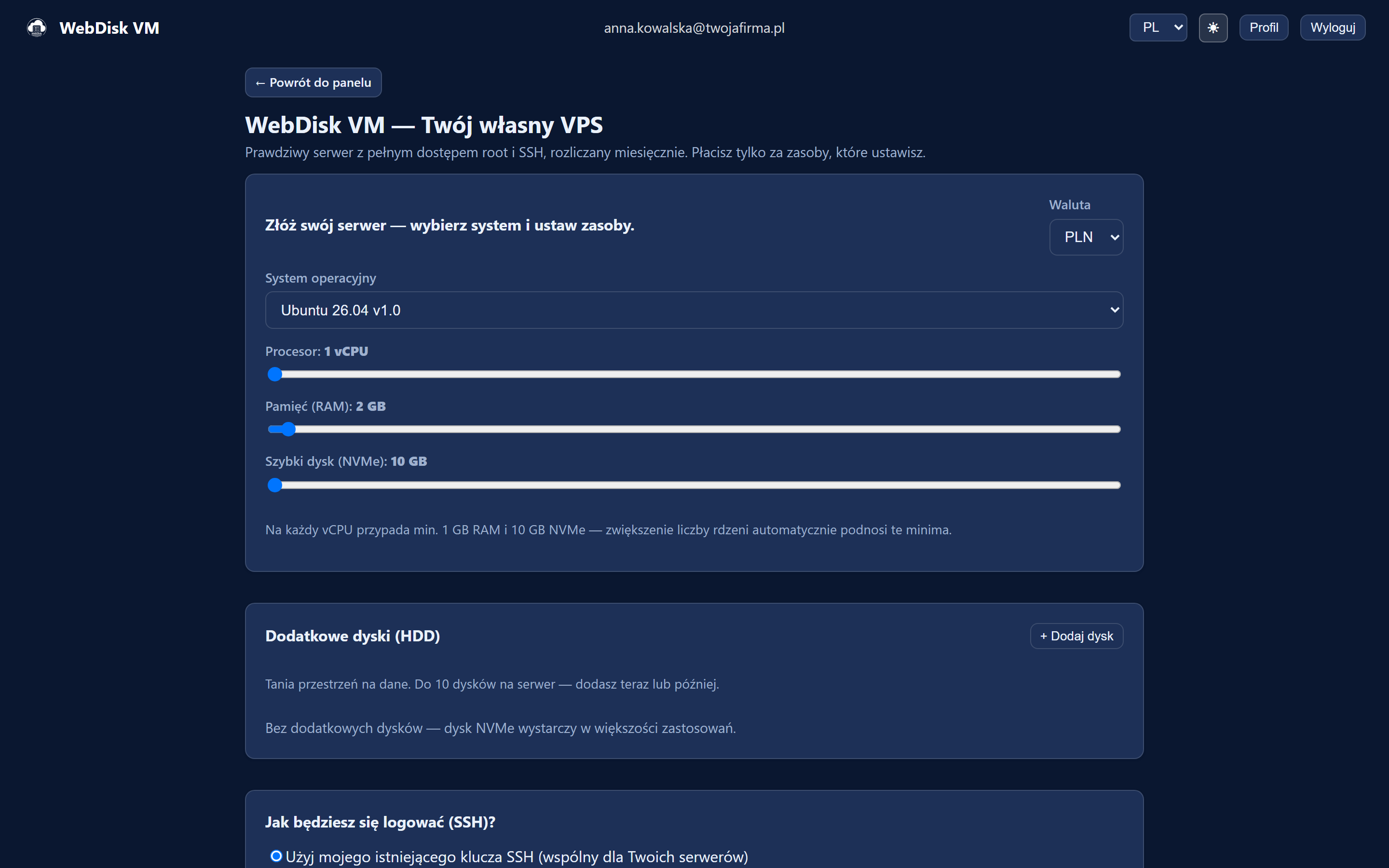Suwaki „Procesor”, „Pamięć (RAM)” i „Szybki dysk (NVMe)” oraz przycisk dodania dysku